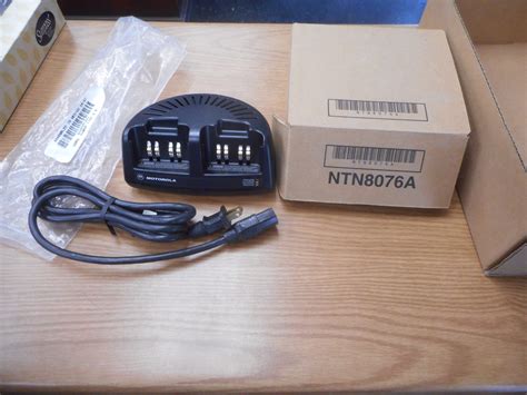 Motorola Radio Charger NTN8076A Model No. BC6LMVIR01 Brand New – Hartley Oil Company, Inc