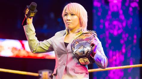 Asuka relinquishes NXT Women’s Title | WWE