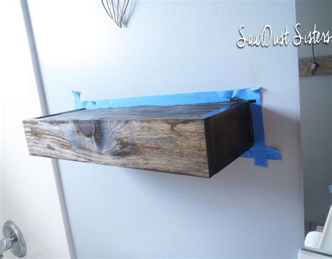 Easy DIY bathroom shelf - Sawdust Sisters