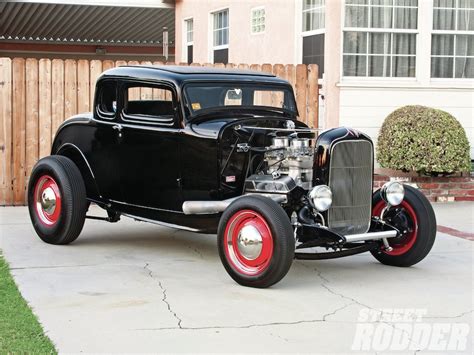 Black 1932 Ford Five Window Coupe - Street Rodder Magazine