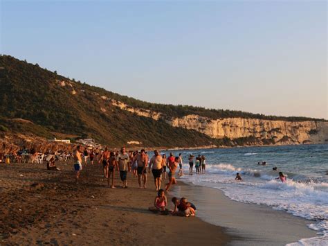 Syria Tourism Ministry: Come For Sunny Beaches, Don't Mind The Civil War | WBUR News