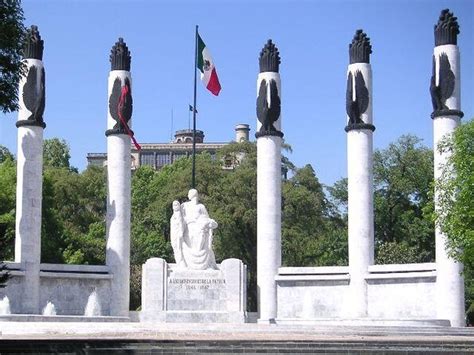 Chapultepec Park (Bosque de Chapultepec), Mexico City | Tickets & Tours ...