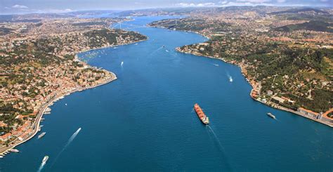 Is suspended warship traffic through Bosphorus Straits a Turkish gift ...