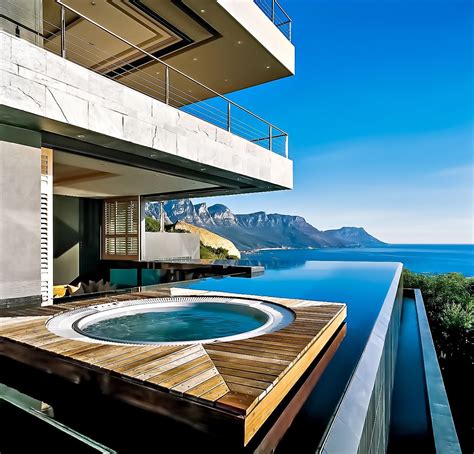 Épinglé par Greenbay Trading sur Southafrican Luxury Properties ...