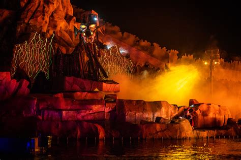 When Will Fantasmic Return to Disney World? - Disney Tourist Blog