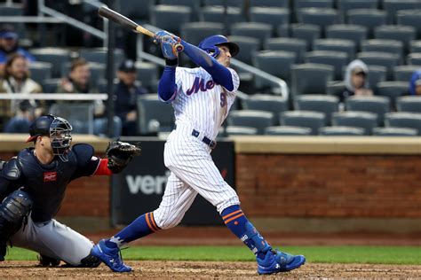 Brandon Nimmo Exits Saturday's Game With Injury