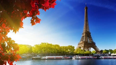 Eiffel Tower Paris France Autumn Wallpaper