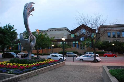 Cedar Rapids Museum of Art | Cedar Rapids Iowa | Real Haunted Place