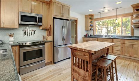 Kitchen with a dining table to compliment any kitchen | Housing News