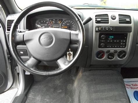 2005 Chevrolet Colorado - Interior Pictures - CarGurus