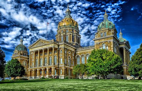 Iowa State Capitol Photograph by Mountain Dreams - Fine Art America