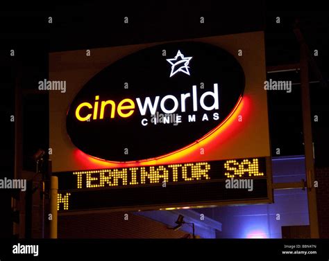 Cineworld logo hi-res stock photography and images - Alamy