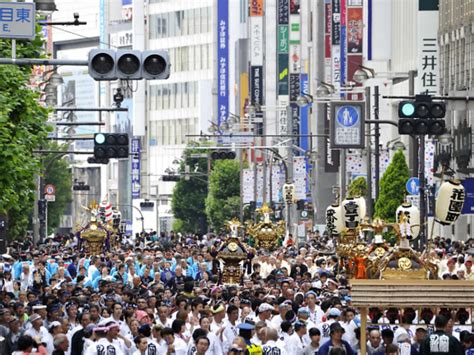 Hanazono Shrine Grand Festival | Things to do in Tokyo