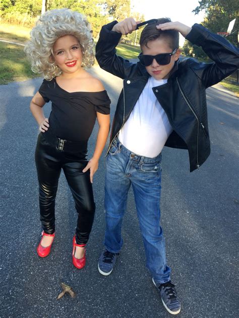 Pin by Palmira de Francisco on Disfraces in 2024 | Grease outfits ...