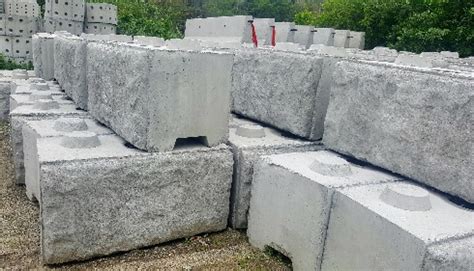 Retaining Wall Blocks - Wachusett Precast Inc.