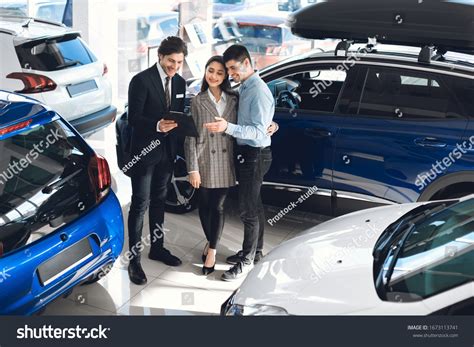 3,487 Customers Talking Car Sales Images, Stock Photos & Vectors | Shutterstock