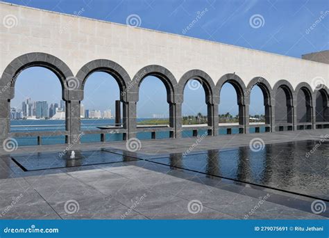 Museum of Islamic Art in Doha, Qatar Editorial Photo - Image of ancient ...