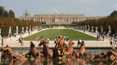 Versailles Palace and Gardens or Fountains Tour from Versailles - Klook US