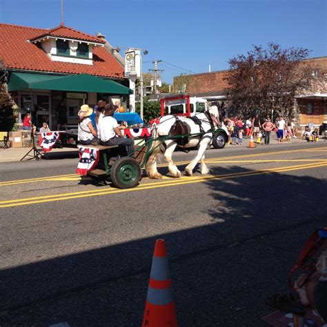 Labor day parade | Scenes, Parades, Street view