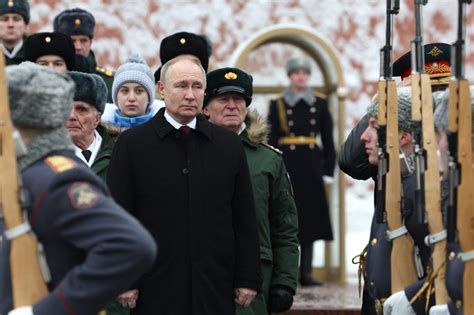 Kremlin: Russia’s democracy is ‘the best’ in the world – POLITICO