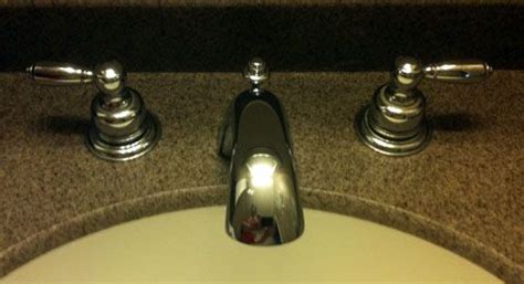 How to Fix a Leaky Delta Faucet | Sink faucets, Delta faucets, Faucet