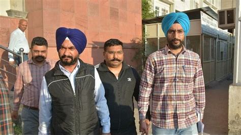 Mohali: Md Of Ambika Group Praveen Kumar Arrested By Vigilance From Kharar - Amar Ujala Hindi ...