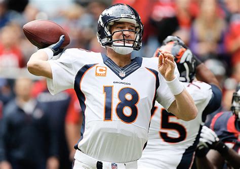 Peyton Manning throws 51st TD pass of season, breaking Tom Brady's ...