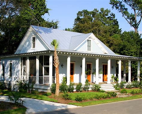 Best Lowcountry Architecture Design Ideas & Remodel Pictures | Houzz