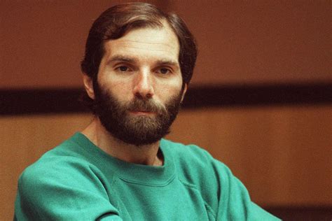 Ronald DeFeo, Killer in Amityville Horror Case, Dies