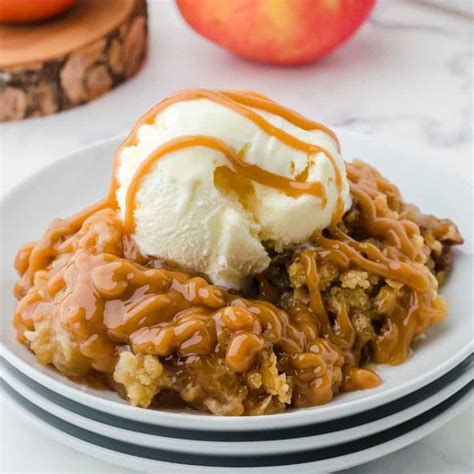 Quick & Easy Caramel Apple Crisp Recipe with Pie Filling and Oatmeal - Harbour Breeze Home