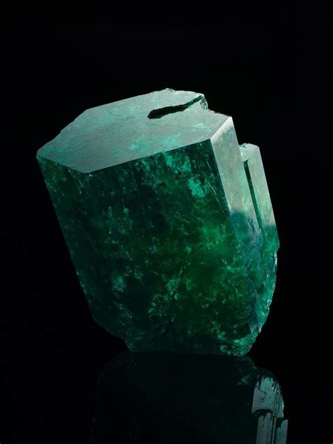 10 of the World’s Most Famous Emerald Jewels - Galerie