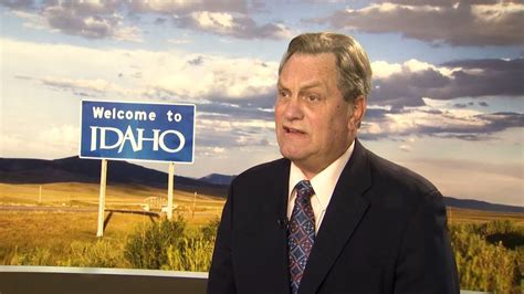 Congressman Mike Simpson tells crowd 'Let's Go Brandon' at governor's dinner | KBOI