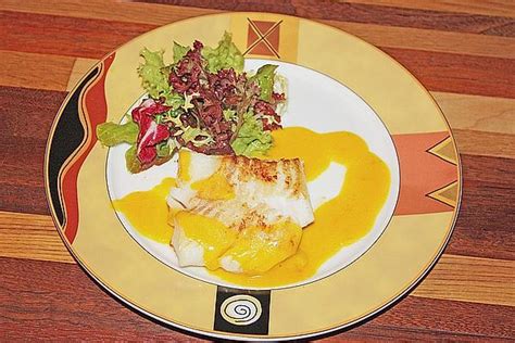 Fried Turbot Fillet with Paprika-caper Sauce