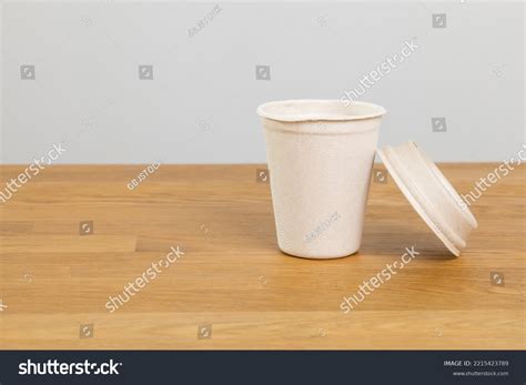 Eco Friendly Food Packaging Paper Recycling Stock Photo 2215423789 | Shutterstock