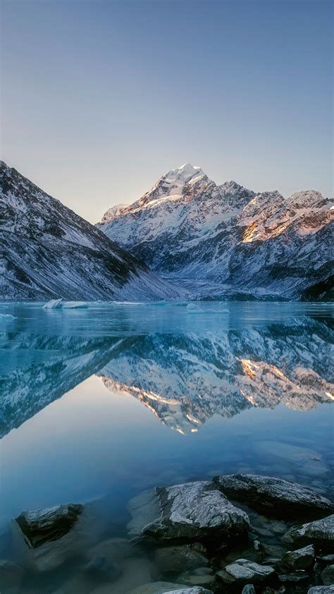 Hooker Lake (Aoraki/Mt Cook National Park) - backiee