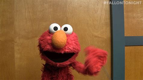 Elmo GIFs - Find & Share on GIPHY