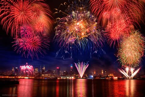 25 Spectacular Firework Photography examples and Tips for beginners