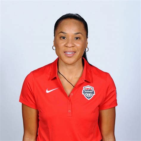 Dawn Staley Biography, career, life, love, players, coach, wife, net worth, relationship,