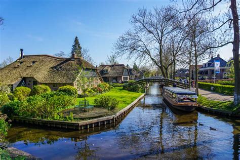 Giethoorn Netherlands: A Beautiful Day Trip from Amsterdam