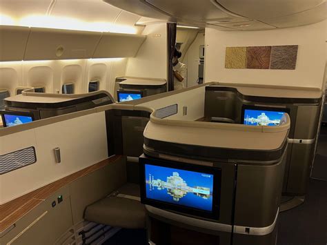 Review: Qatar Airways Boeing 777 First Class (MLE-DOH) - One Mile at a Time