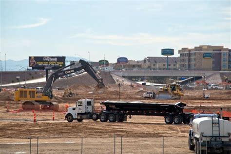 Raiders Stadium Construction By The Numbers - LVSportsBiz