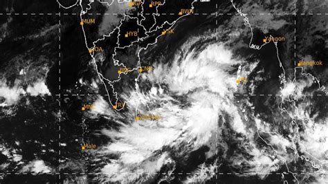 Cyclone Michaung to Make Landfall Near Chennai on the Evening of December 4: IMD | Weather.com