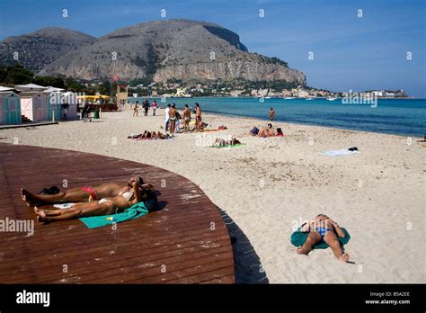 Mondello beach Palermo Sicily Italy Stock Photo: 20505142 - Alamy