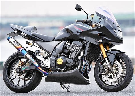 カワサキ Z1000 プロが造るカスタム-バイクブロス