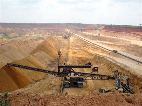File:Togo phosphates mining.jpg - Wikimedia Commons