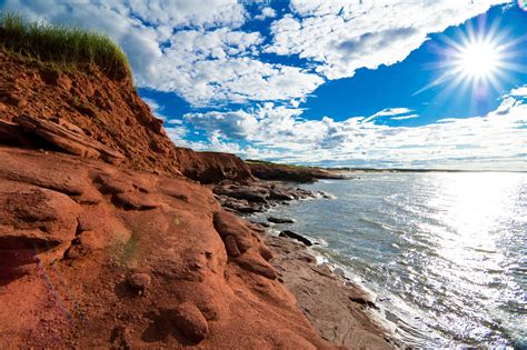 Beautiful red cliffs of PEI | Prince edward island national park ...