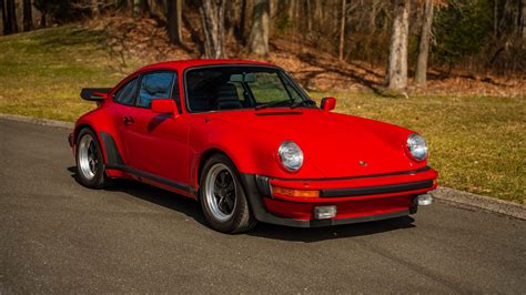 1979 Porsche 930 Catalog and Classic Car Guide, Ratings and Features ...