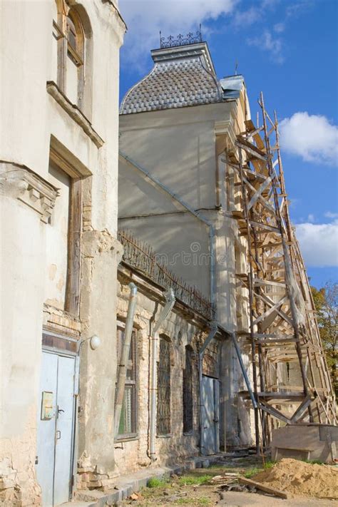 Old Abandoned House Under Renovation Stock Photo - Image of europe, stone: 42415028