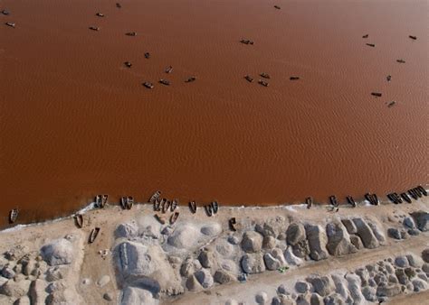 Lake Retba Pictures - Lake Retba (Lac Rose) - The Pink Lake of Senegal