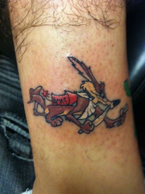 Cool Wile E. Coyote Tattoo : Coolz Tatttoo Ideas